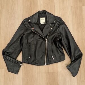 Abercrombie & Fitch Faux Leather With Asymmetric Zipper Jacket Size S
